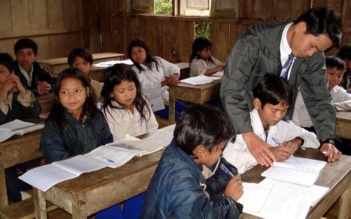Đọc để làm Thầy